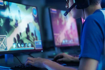 MOBA ჟანრის თამაში — eSports შეჯიბრება და პროფესიული გეიმინგი